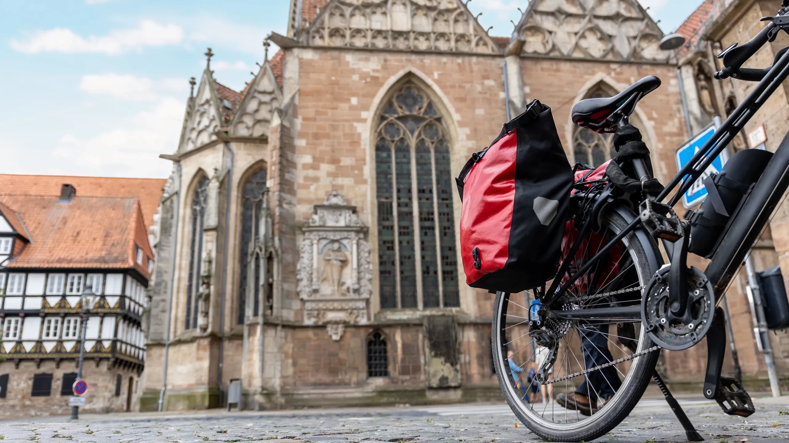 tourisme durable vélo cathédrale