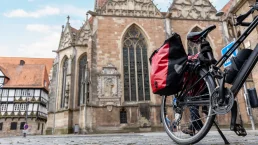 tourisme durable vélo cathédrale